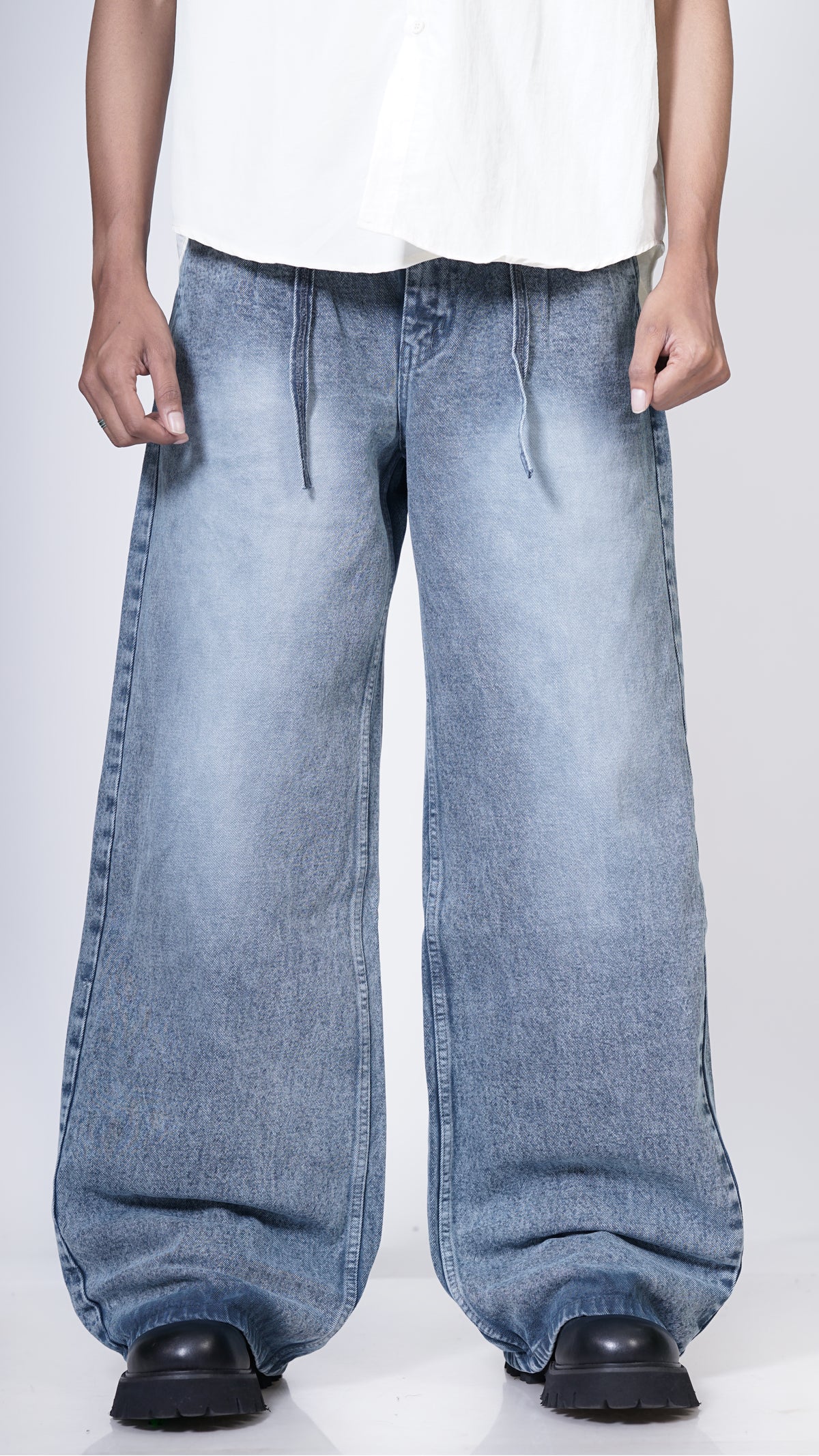 Light shade jeans