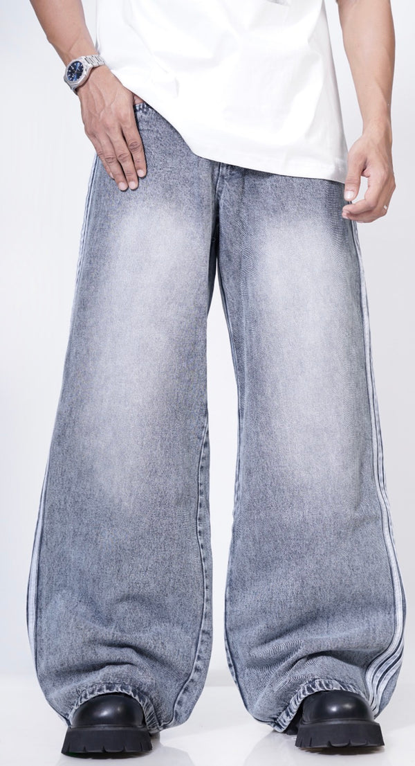 Grey lines jeans