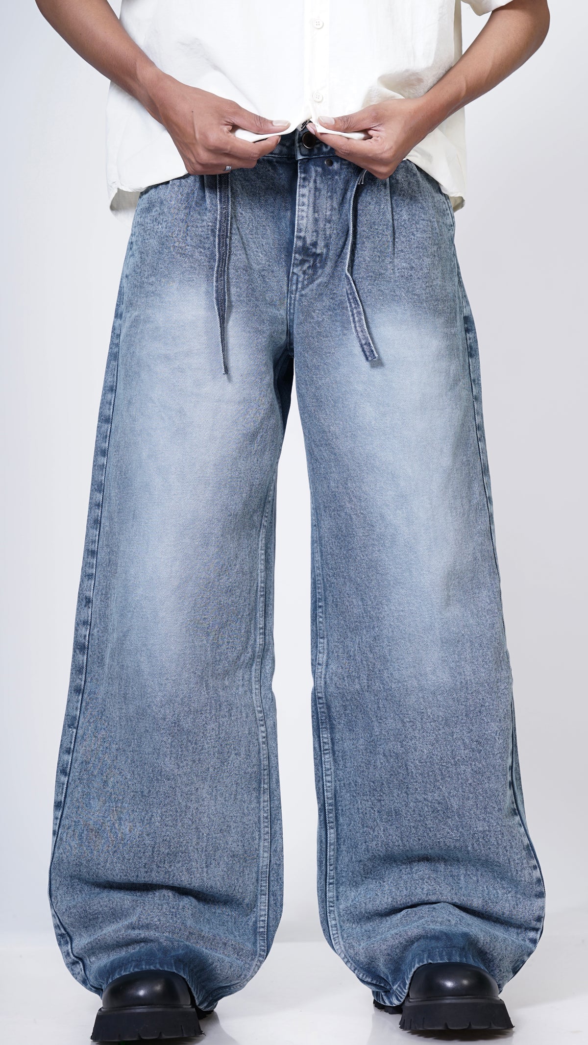 Light shade jeans